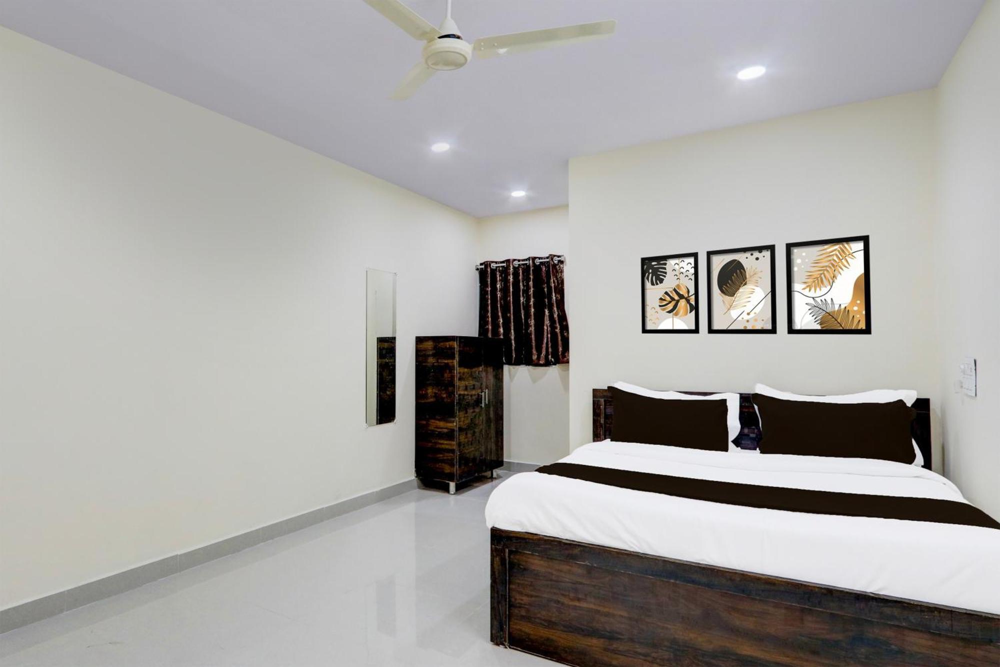 Hotel O Gk Grand Bibinagar Esterno foto