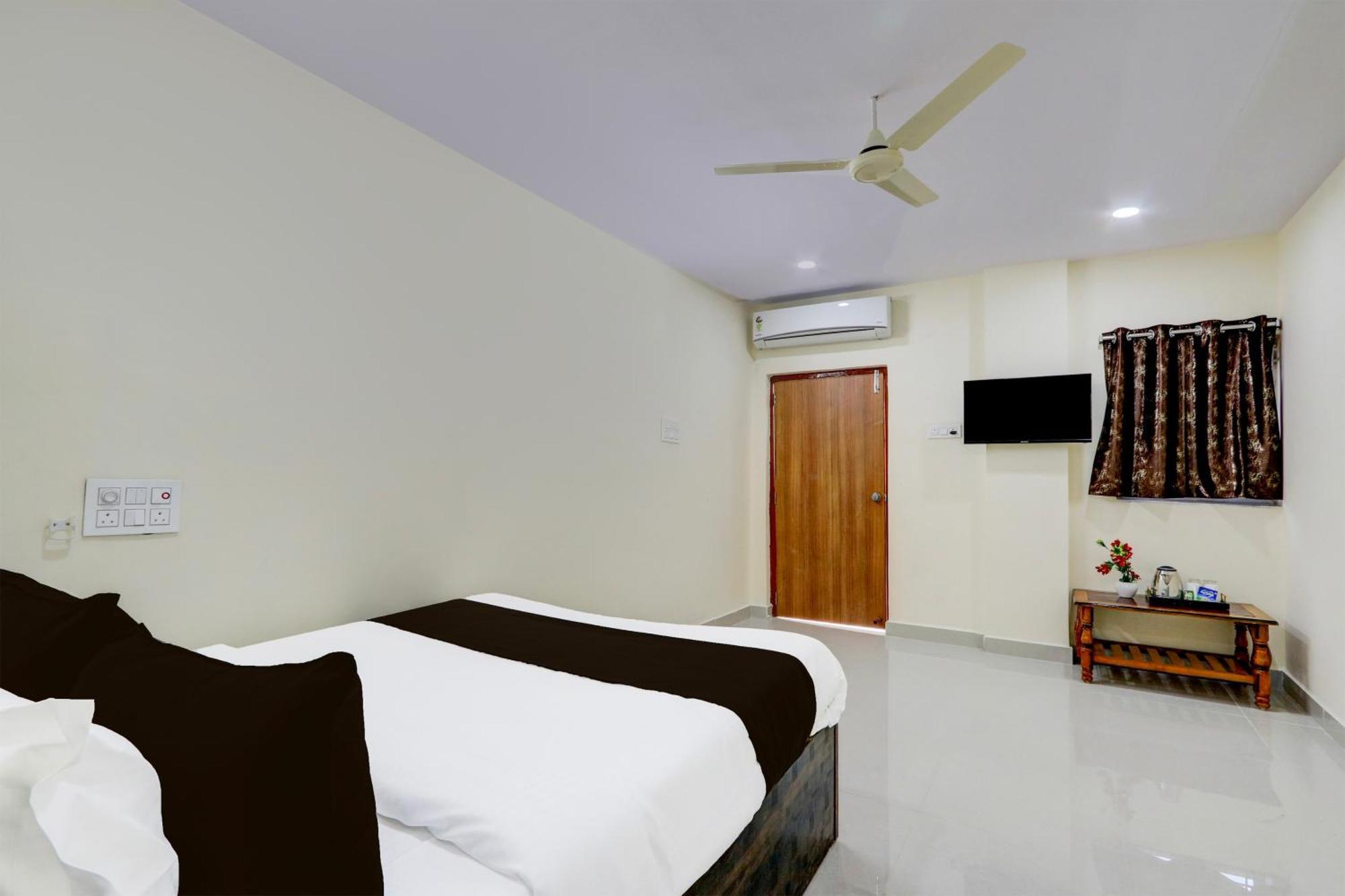Hotel O Gk Grand Bibinagar Esterno foto