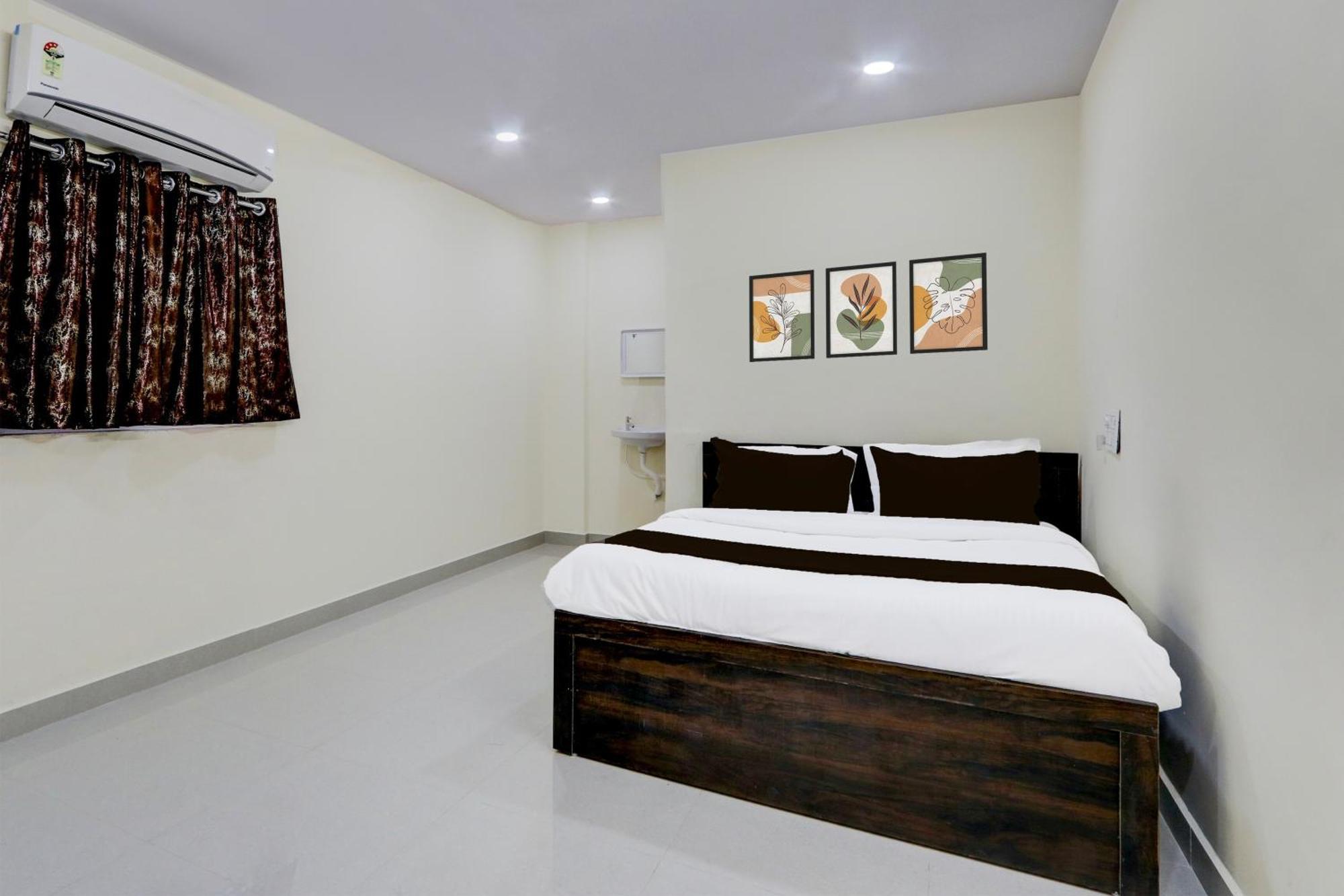 Hotel O Gk Grand Bibinagar Esterno foto